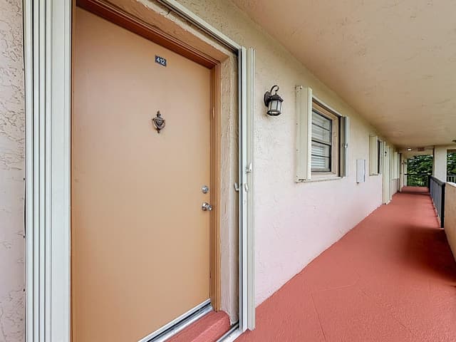 4970 E Sabal Palm Boulevard # 412, Tamarac FL 33319 - Tamarac, FL - Photo 5