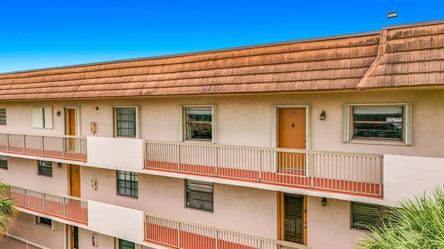 4970 E Sabal Palm Boulevard # 412, Tamarac FL 33319 - Tamarac, FL - Photo 4