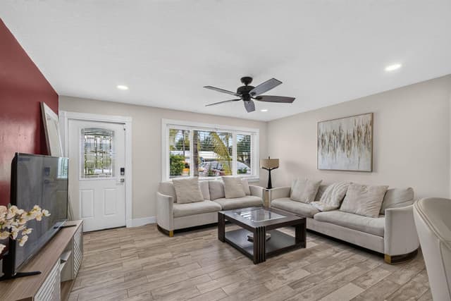 216 E 24th Street, Riviera Beach FL 33404 - Riviera Beach, FL - Photo 7