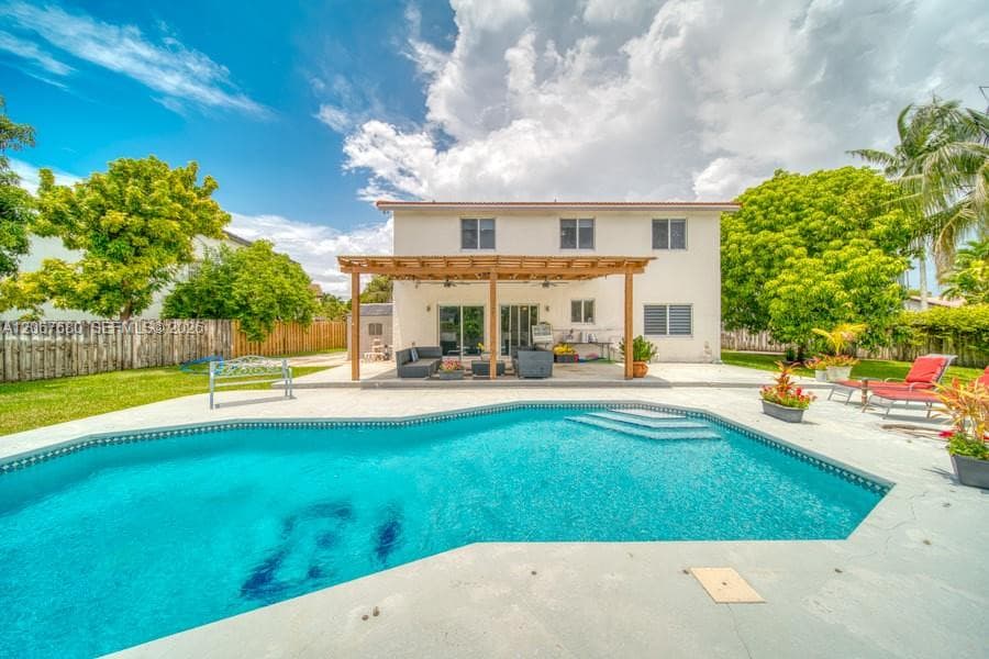 8611 SW 207th Ter, Cutler Bay FL 33189 - Cutler Bay, FL - Photo 1