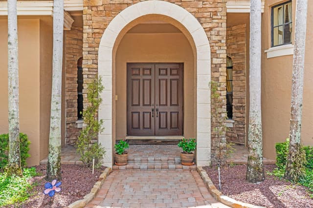 10538 VERSAILLES Boulevard, Wellington FL 33449 - Wellington, FL - Photo 5