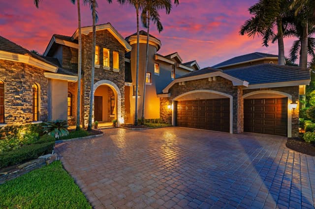 10538 VERSAILLES Boulevard, Wellington FL 33449 - Wellington, FL - Photo 4