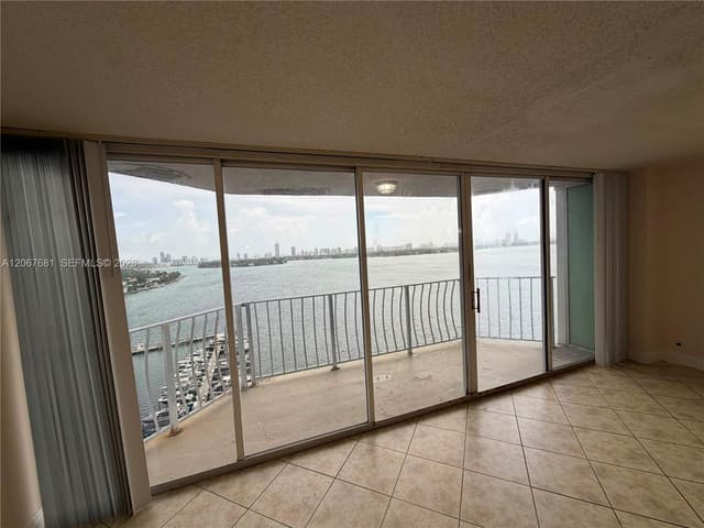 7601 E Treasure Dr # 2007, North Bay Village FL 33141 - North Bay Village, FL - Photo 2