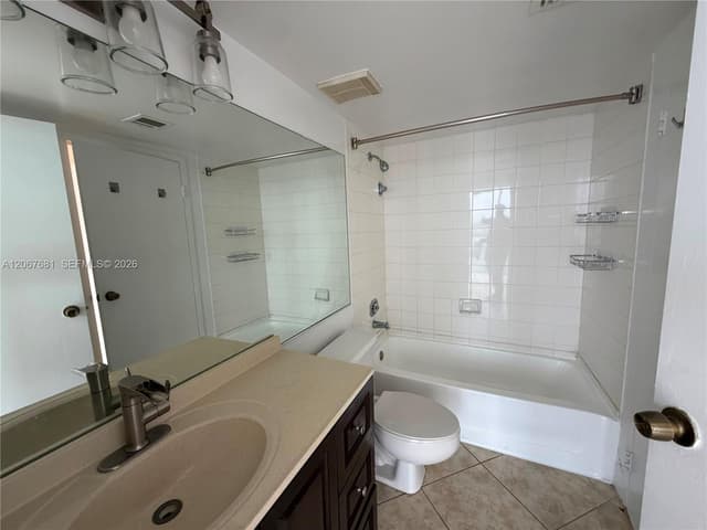 7601 E Treasure Dr # 2007, North Bay Village FL 33141 - North Bay Village, FL - Photo 7