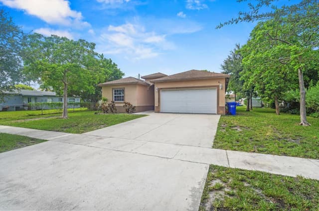 2430 NW 13TH Street, Pompano Beach FL 33069 - Pompano Beach, FL - Photo 2