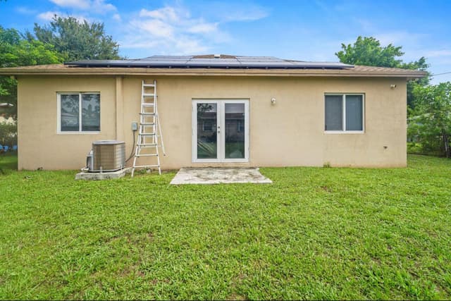 2430 NW 13TH Street, Pompano Beach FL 33069 - Pompano Beach, FL - Photo 4