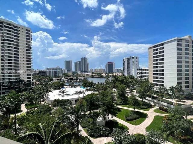 600 Three Islands Blvd # 1113, Hallandale Beach FL 33009 - Hallandale Beach, FL - Photo 3