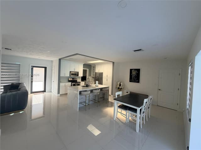 8721 SW 191st St, Cutler Bay FL 33157 - Cutler Bay, FL - Photo 3
