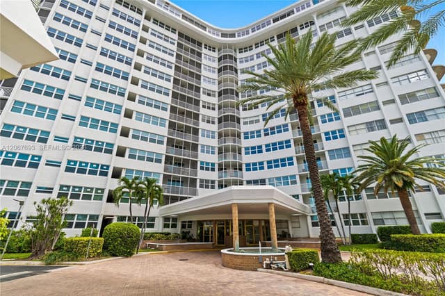 100 Golden Isles Dr # 1109, Hallandale Beach FL 33009 - Hallandale Beach, FL - Photo 3