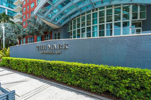 1155 BRICKELL BAY Drive # 2509, Miami FL 33131 - Miami, FL - Photo 2