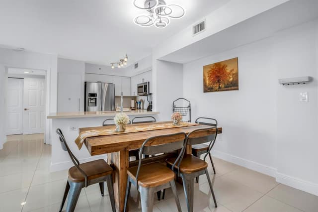1155 BRICKELL BAY Drive # 2509, Miami FL 33131 - Miami, FL - Photo 6