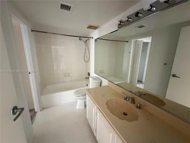 7601 E Treasure Dr # 2220, North Bay Village FL 33141 - North Bay Village, FL - Photo 6