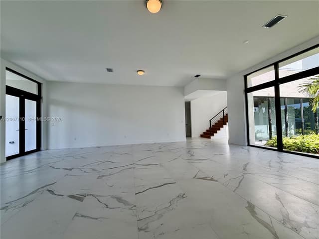 16752 S Botaniko Dr S, Weston FL 33326 - Weston, FL - Photo 7