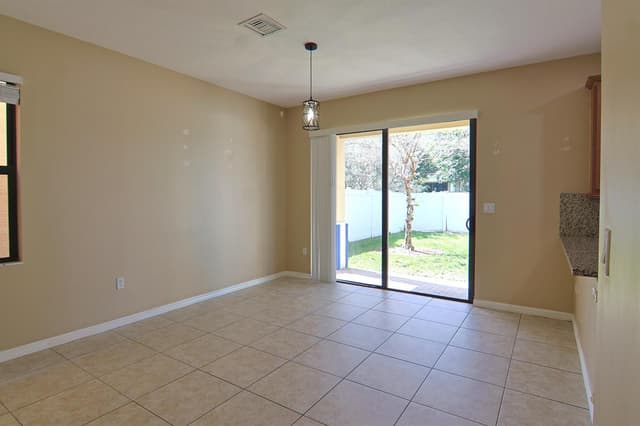 634 NE 193RD Terrace, Miami FL 33179 - Miami, FL - Photo 5