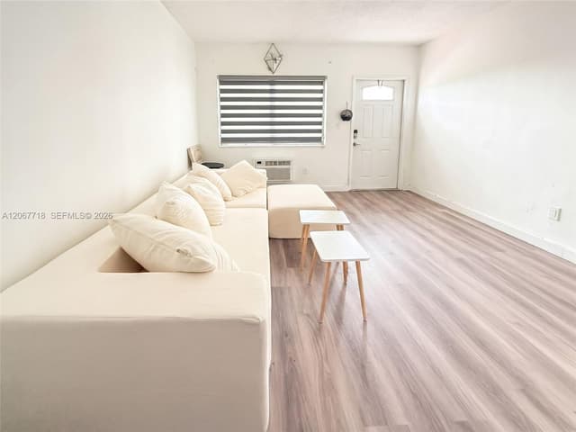 7720 Harding Ave # 3, Miami Beach FL 33141 - Miami Beach, FL - Photo 2