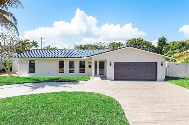 5711 NE 20th Ter, Fort Lauderdale FL 33308 - Fort Lauderdale, FL - Photo 2