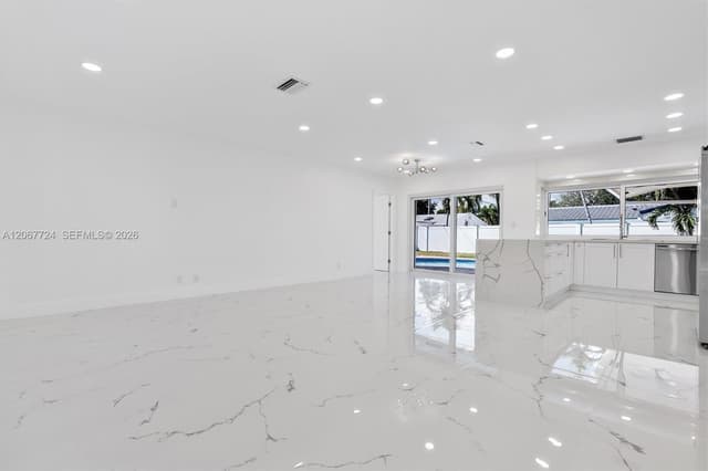 5711 NE 20th Ter, Fort Lauderdale FL 33308 - Fort Lauderdale, FL - Photo 7