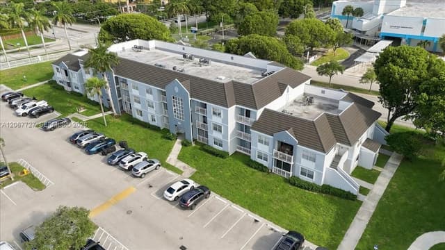 8660 SW 212th St # 306, Cutler Bay FL 33189 - Cutler Bay, FL - Photo 3