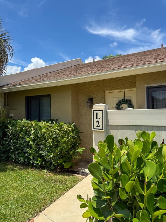 10295 Boca Bend W # L2, Boca Raton FL 33428 - Boca Raton, FL - Photo 2