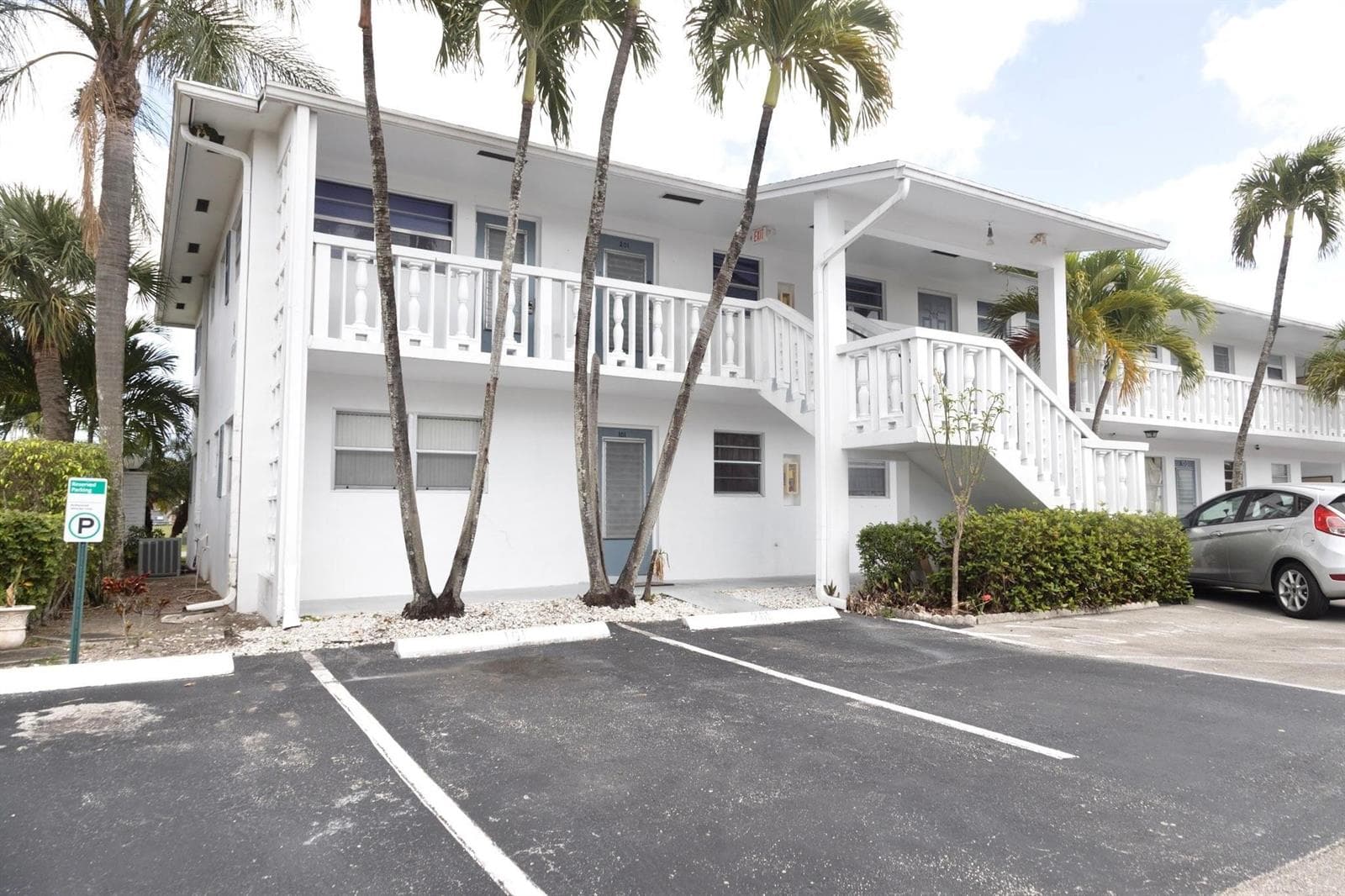 6500 Winfield Boulevard Unit 201, Margate FL 33063 - Margate, FL - Photo 1