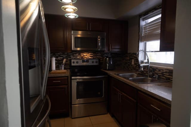 6500 Winfield Boulevard Unit 201, Margate FL 33063 - Margate, FL - Photo 5
