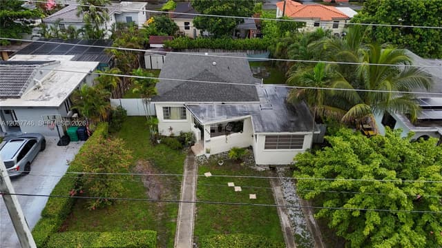 6250 NW 41st St, Virginia Gardens FL 33166 - Virginia Gardens, FL - Photo 2