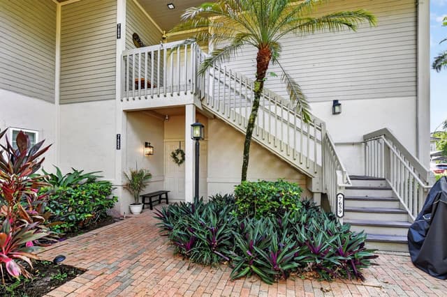 7659 Cinebar Drive, Boca Raton FL 33433 - Boca Raton, FL - Photo 2