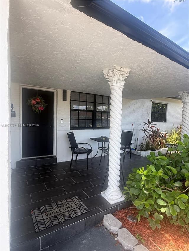 2411 Wiley St, Hollywood FL 33020 - Hollywood, FL - Photo 4