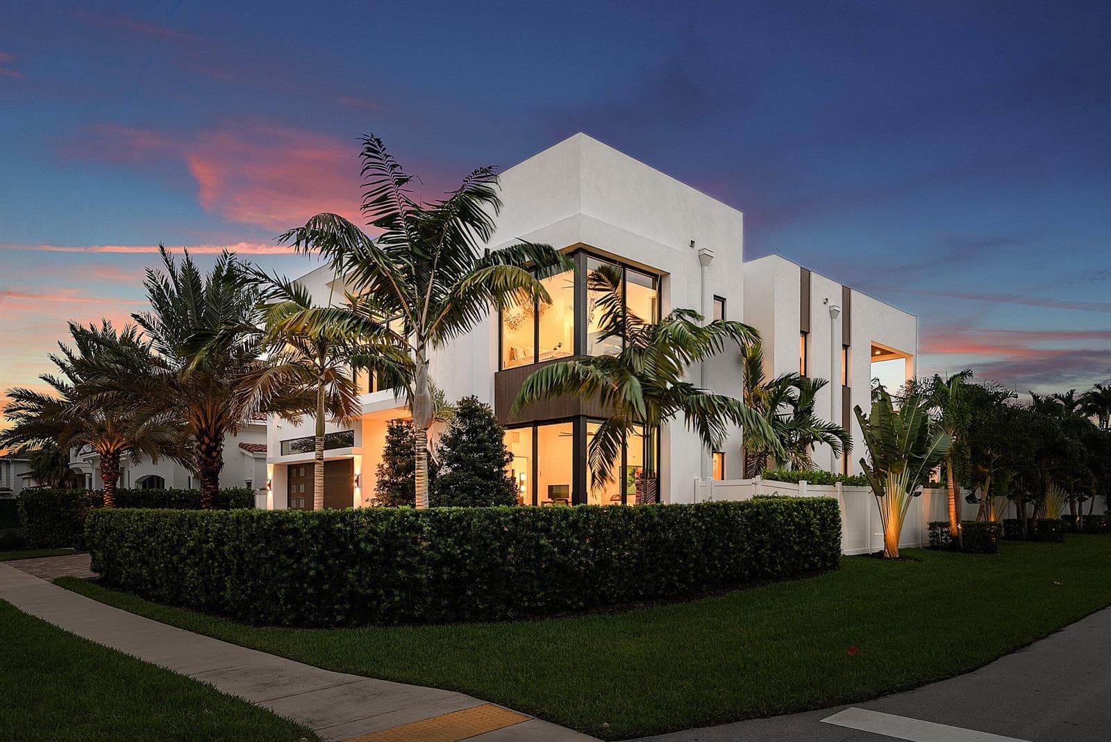 400 NE 4TH Street, Boca Raton FL 33432 - Boca Raton, FL - Photo 1