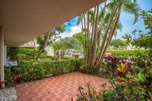 14360 Strathmore Lane # 102, Delray Beach FL 33446 - Delray Beach, FL - Photo 4