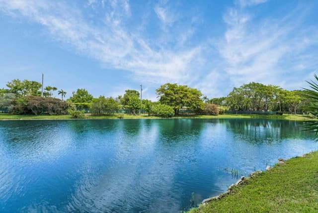 8829 BELLA VISTA Drive # 282, Boca Raton FL 33433 - Boca Raton, FL - Photo 2