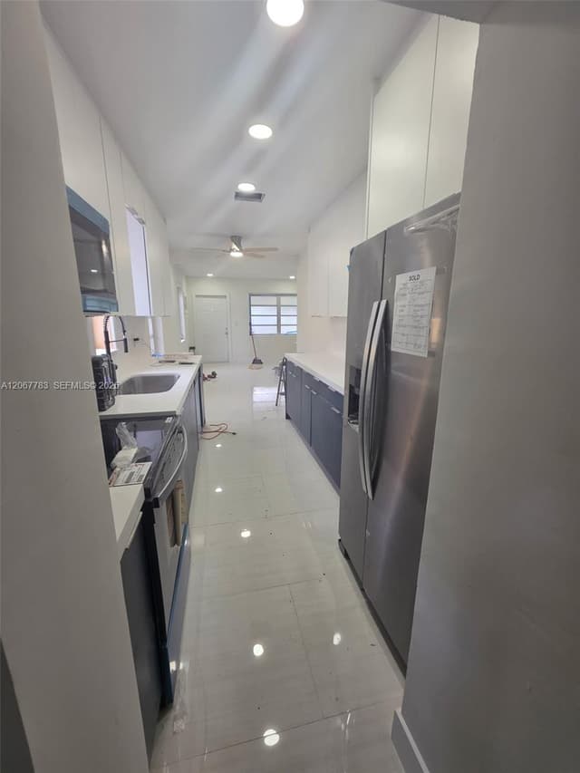 1521 NW 1st Ave, Fort Lauderdale FL 33311 - Fort Lauderdale, FL - Photo 2