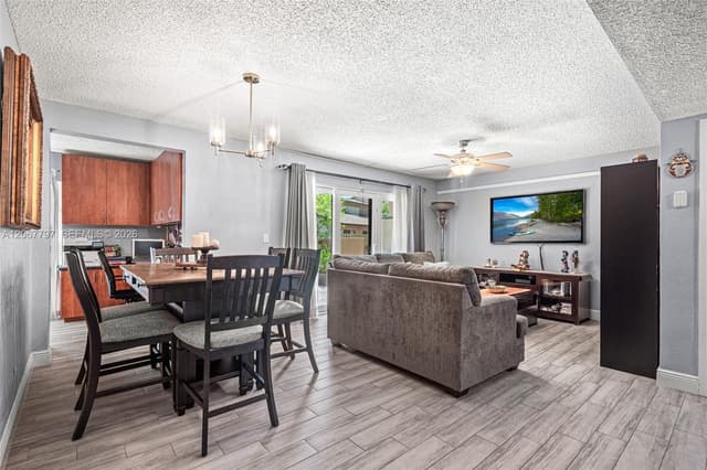 2214 NW 39th Ave, Coconut Creek FL 33066 - Coconut Creek, FL - Photo 5
