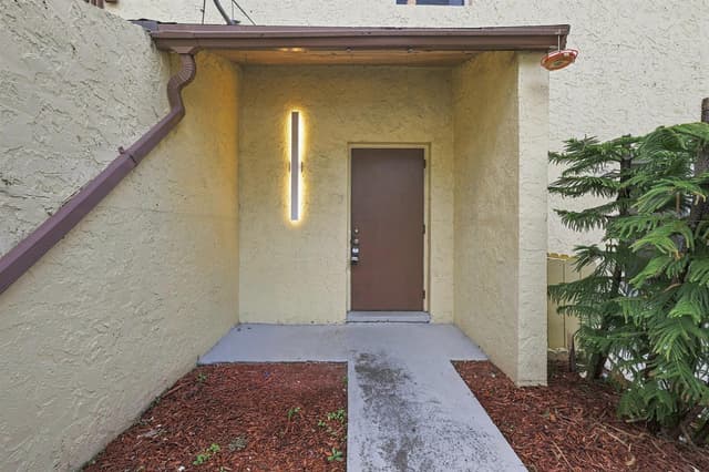 4408 NW 4TH Avenue, Deerfield Beach FL 33064 - Deerfield Beach, FL - Photo 2