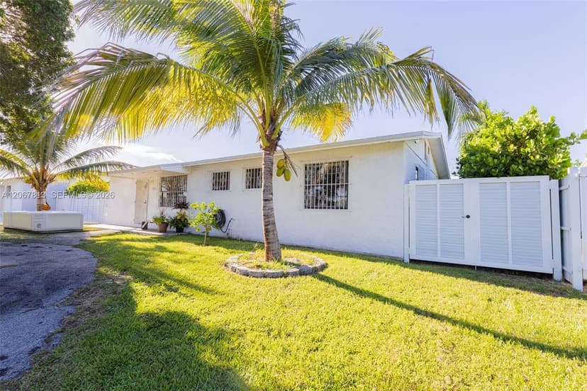 12761 SW 256th St, Homestead FL 33032