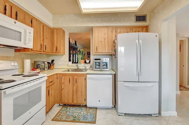 14773 Cumberland Drive # D, Delray Beach FL 33446 - Delray Beach, FL - Photo 6