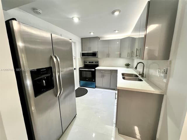 7825 Miller Dr # C211, Miami FL 33155 - Miami, FL - Photo 6