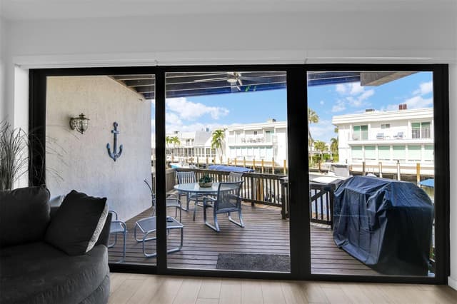 1035 Boca Cove Lane, Highland Beach FL 33487 - Highland Beach, FL - Photo 2