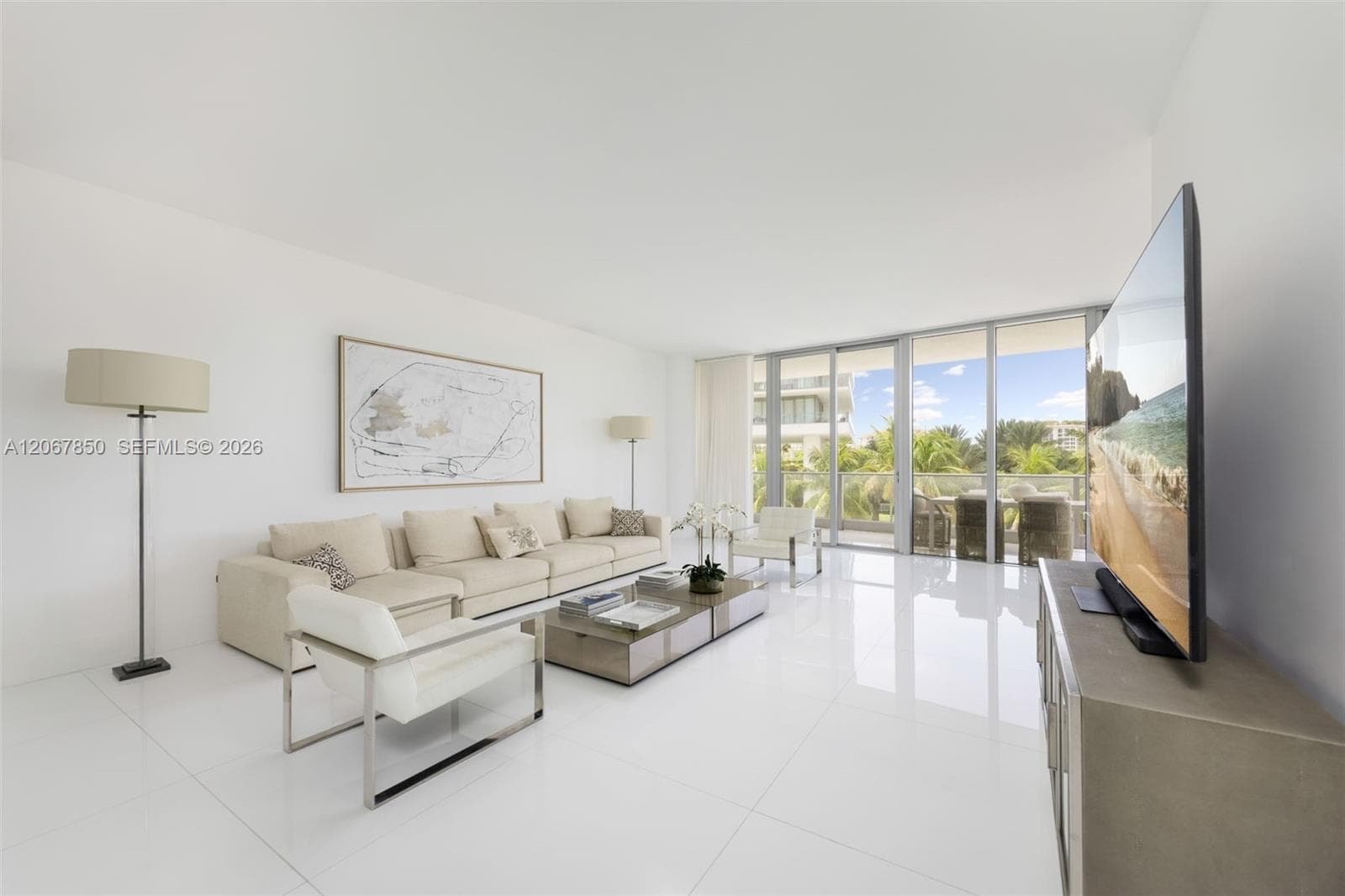 801 S Pointe Dr # 301, Miami Beach FL 33139 - Miami Beach, FL - Photo 1