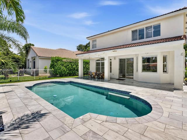 1800 NW 78th Ave, Pembroke Pines FL 33024 - Pembroke Pines, FL - Photo 6