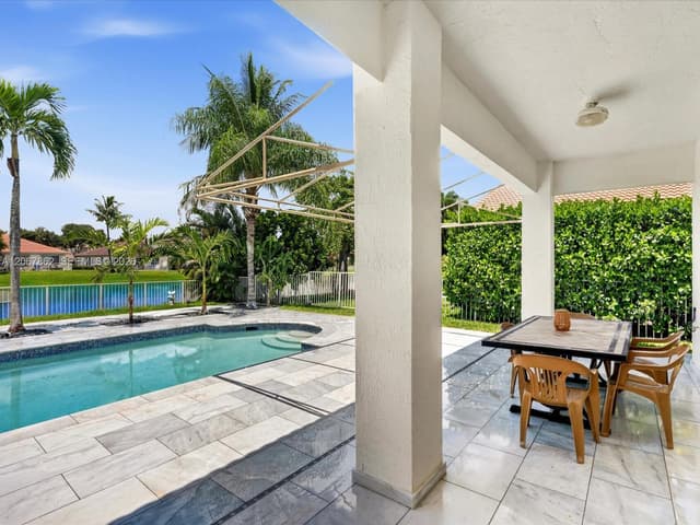 1800 NW 78th Ave, Pembroke Pines FL 33024 - Pembroke Pines, FL - Photo 7