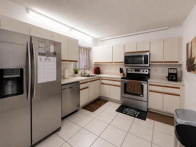 9601 RIVERSIDE Drive # A5, Coral Springs FL 33071 - Coral Springs, FL - Photo 5