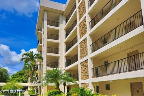 2801 N PALM AIRE Drive # 405, Pompano Beach FL 33069 - Pompano Beach, FL - Photo 2