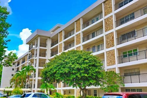 2801 N PALM AIRE Drive # 405, Pompano Beach FL 33069 - Pompano Beach, FL - Photo 3