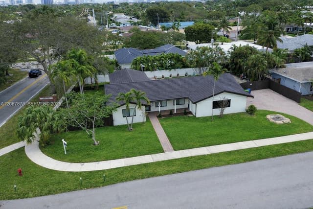 6020 NE 18th Ter, Fort Lauderdale FL 33308 - Fort Lauderdale, FL - Photo 3