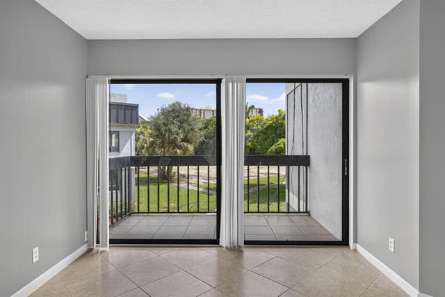 1900 N CONGRESS Avenue # 201, West Palm Beach FL 33401 - West Palm Beach, FL - Photo 2