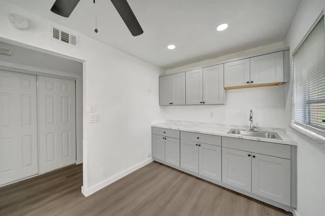 6001 NW 61st Avenue # 112, Tamarac FL 33319 - Tamarac, FL - Photo 5