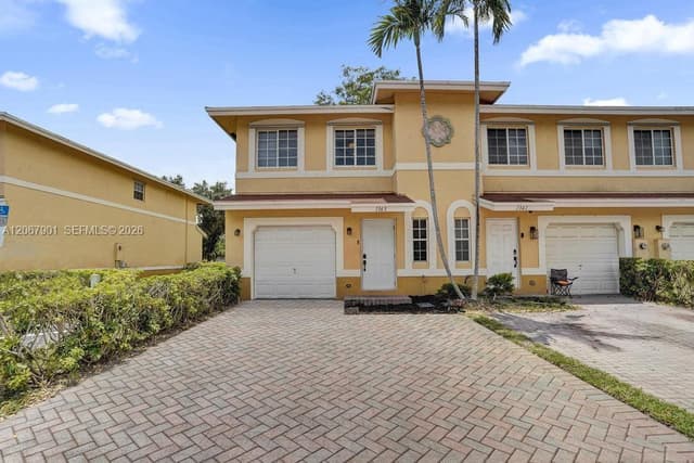 1363 Avon Ln, North Lauderdale FL 33068 - North Lauderdale, FL - Photo 2