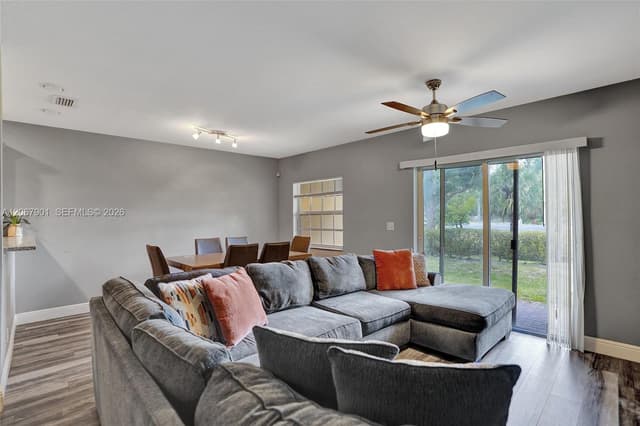 1363 Avon Ln, North Lauderdale FL 33068 - North Lauderdale, FL - Photo 5