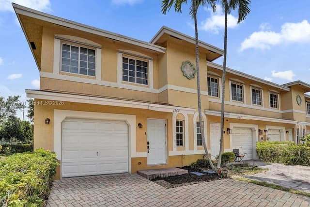 1363 Avon Ln, North Lauderdale FL 33068 - North Lauderdale, FL - Photo 4